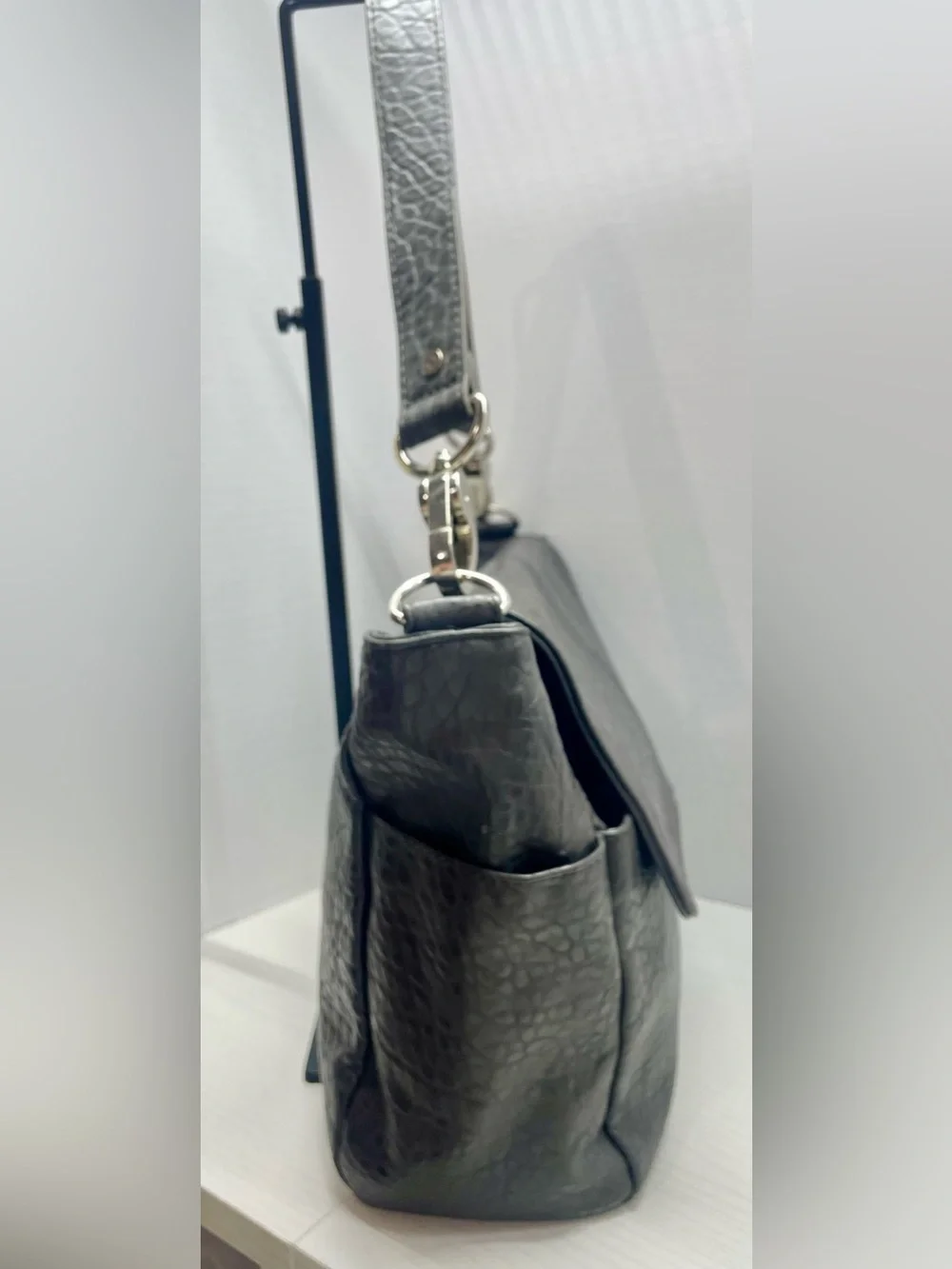 Thirty-One Jewel Shoulder Bag Gray Pebbled Faux Leather Silver Hardware